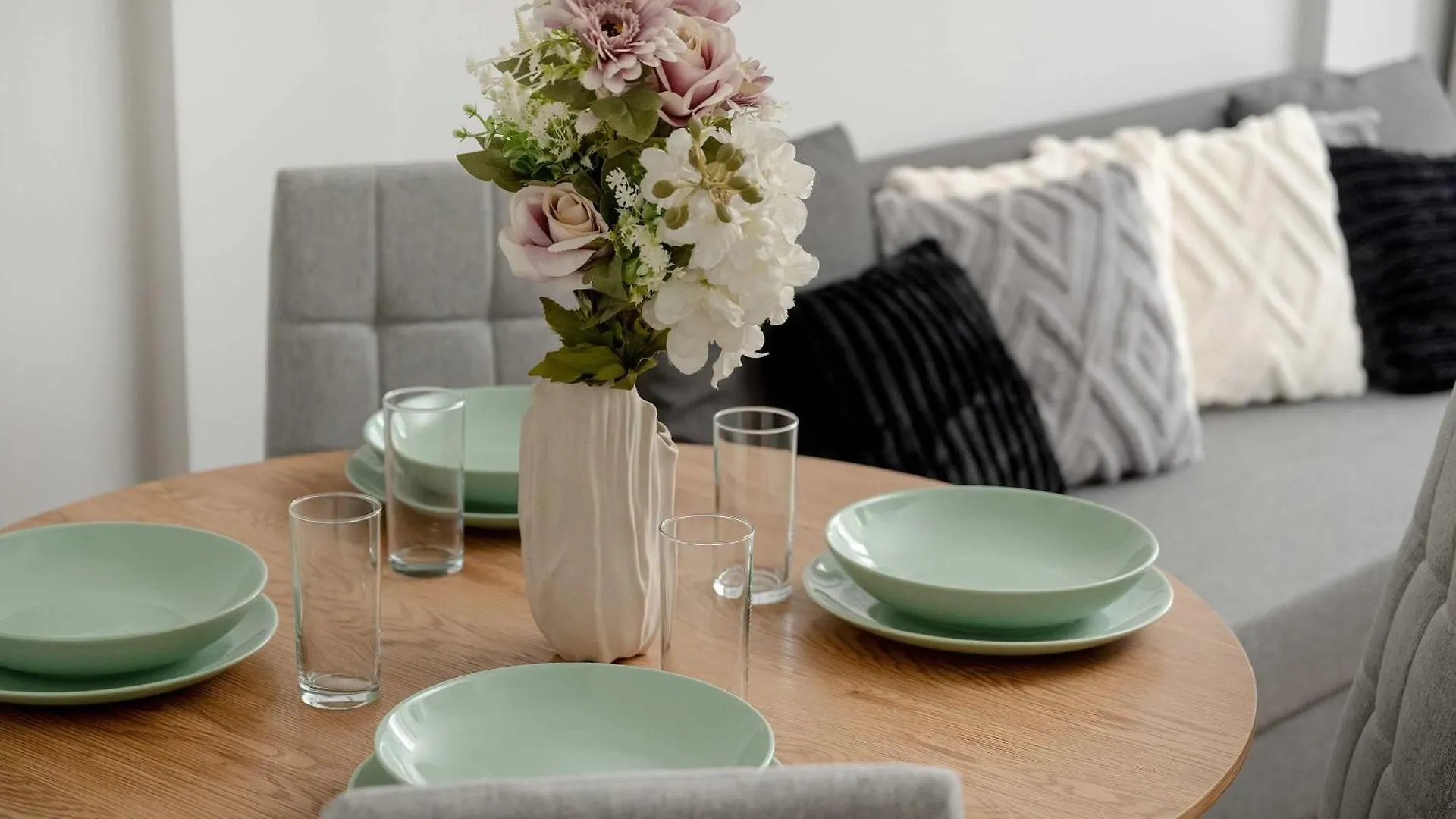 Beautiful Apartment For 4 People By Noclegi Renters Wroclaw
